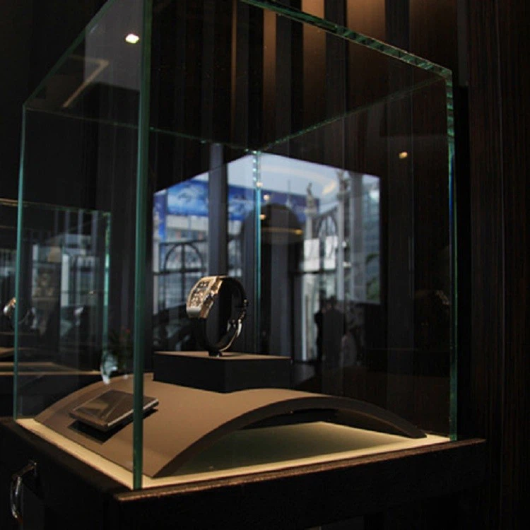 Anti Reflective Art Glass